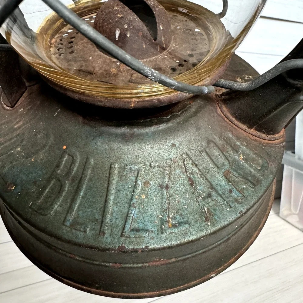 Blitzen No.‎ 2A Lantern Vintage Hurricane Oil Lamp Farmhouse Decor Rustic
